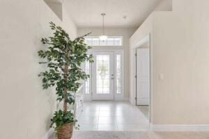 For Sale: $386,652 (4 beds, 2 baths, 1820 Square Feet)