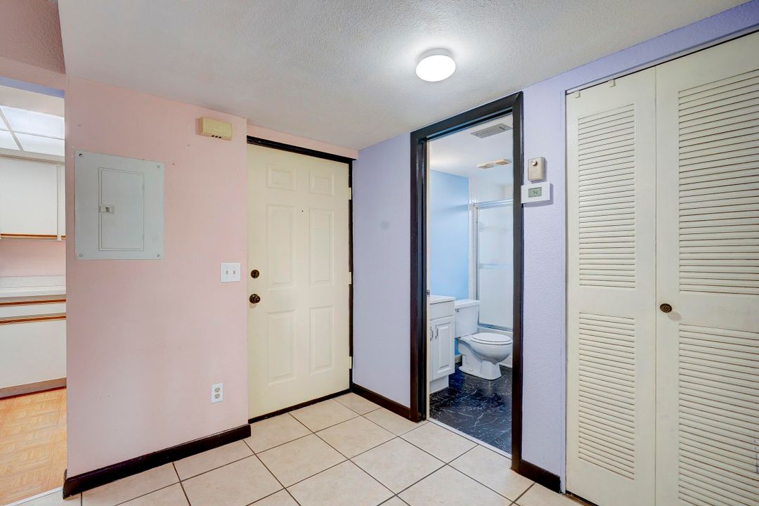 For Sale: $169,900 (2 beds, 2 baths, 874 Square Feet)