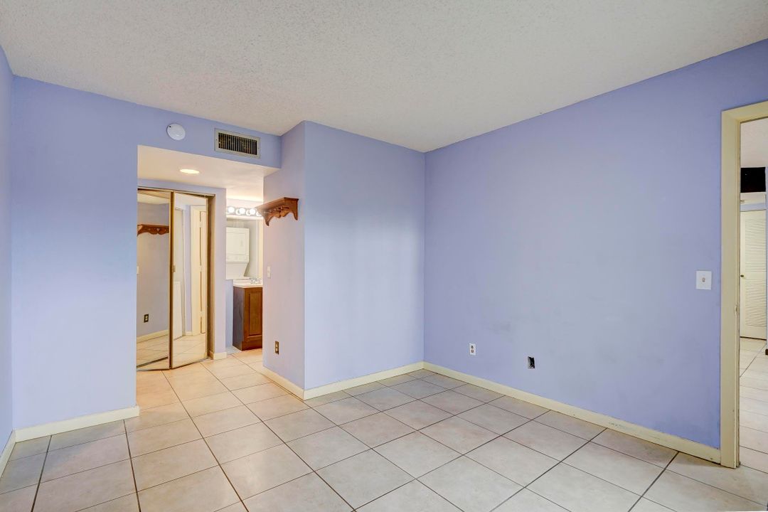 For Sale: $169,900 (2 beds, 2 baths, 874 Square Feet)