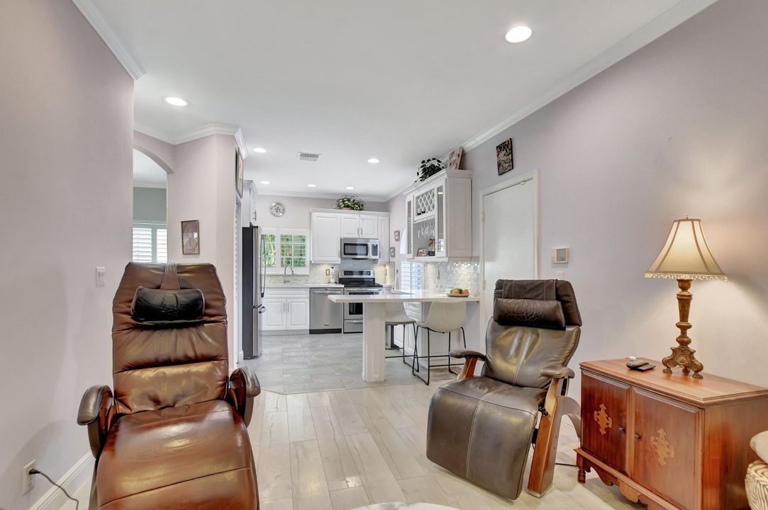 For Sale: $740,000 (3 beds, 2 baths, 1870 Square Feet)