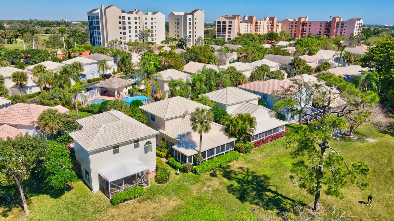 For Sale: $740,000 (3 beds, 2 baths, 1870 Square Feet)