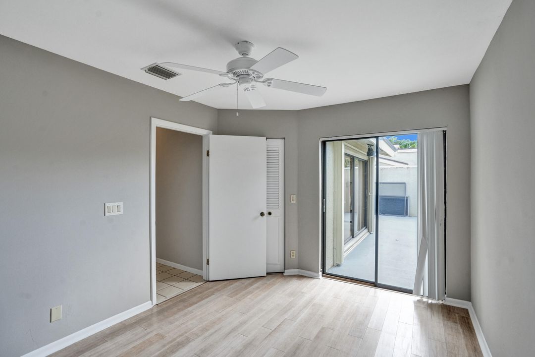 Active With Contract: $335,000 (3 beds, 2 baths, 1380 Square Feet)