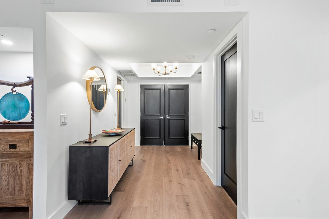 Active With Contract: $2,295,000 (2 beds, 2 baths, 1900 Square Feet)