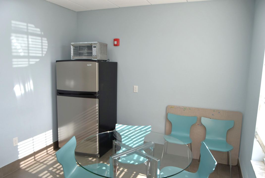 待售: $27 (0 贝兹, 0 浴室, 4280 平方英尺)