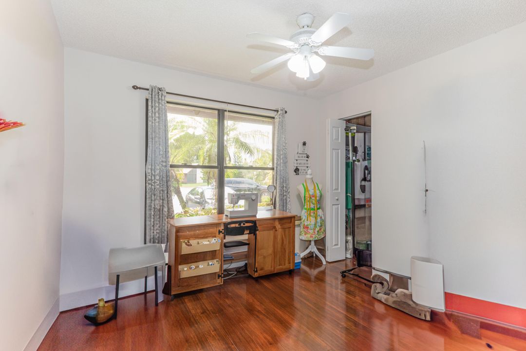 Active With Contract: $315,000 (3 beds, 2 baths, 1298 Square Feet)