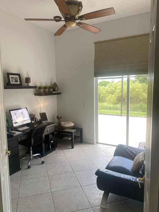 Под контрактом: $5,800 (2 спален, 2 ванн, 1851 Квадратных фут)