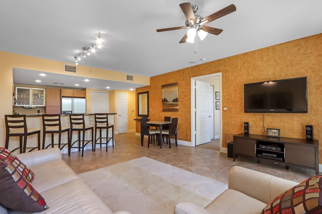 Active With Contract: $2,750 (1 beds, 1 baths, 850 Square Feet)