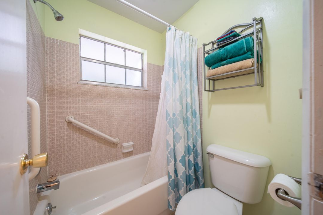 For Sale: $155,000 (2 beds, 2 baths, 1104 Square Feet)