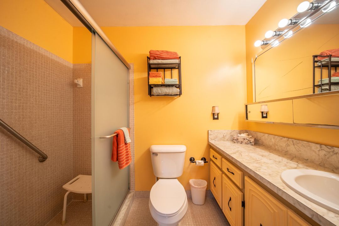 For Sale: $155,000 (2 beds, 2 baths, 1104 Square Feet)