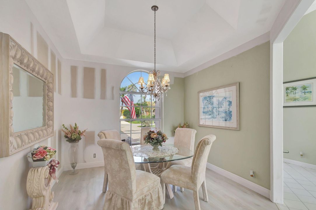 Active With Contract: $1,295,000 (3 beds, 3 baths, 2869 Square Feet)