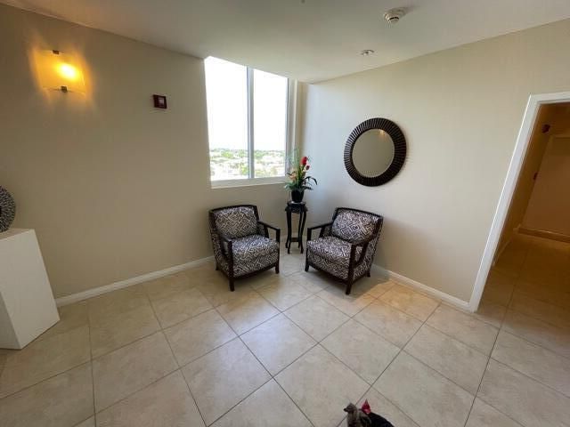 Active With Contract: $6,000 (2 beds, 2 baths, 1565 Square Feet)