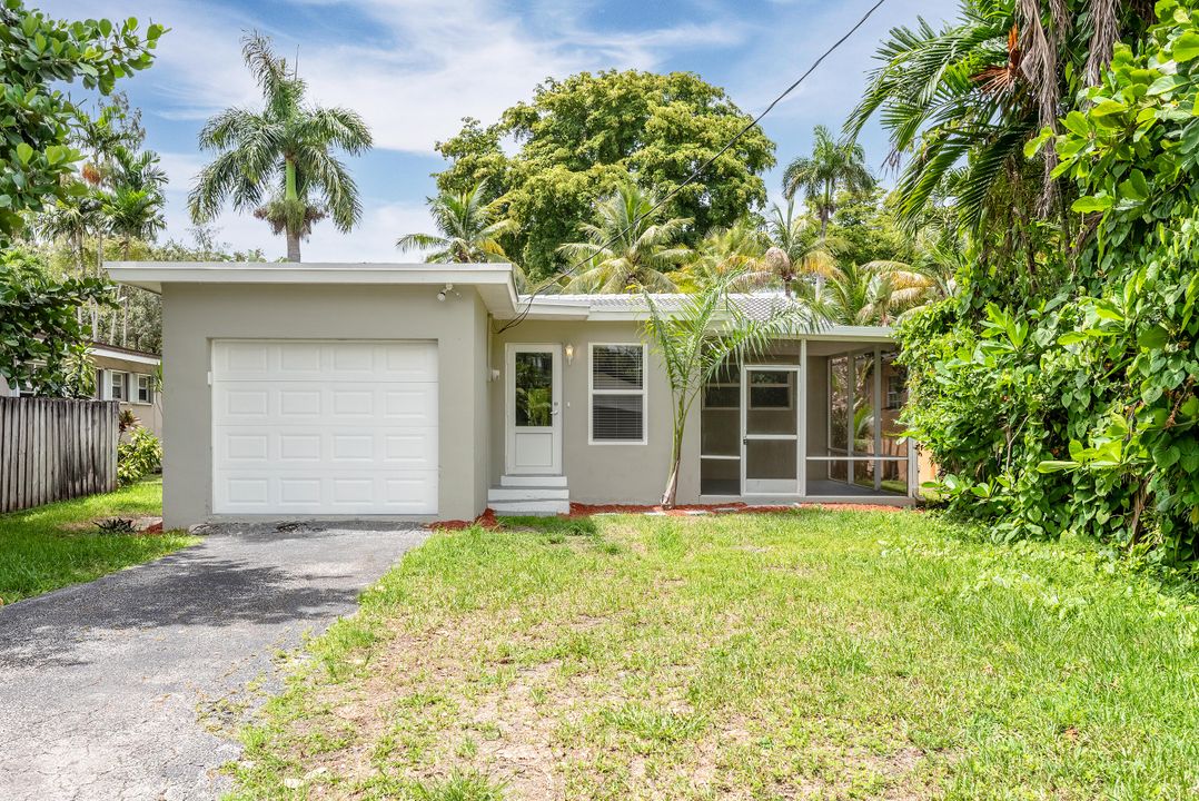 For Sale: $674,900 (3 beds, 2 baths, 1437 Square Feet)