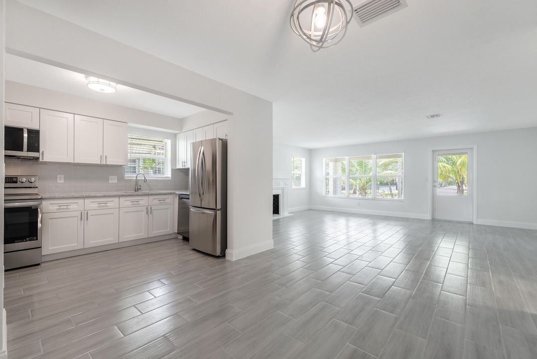 For Sale: $674,900 (3 beds, 2 baths, 1437 Square Feet)