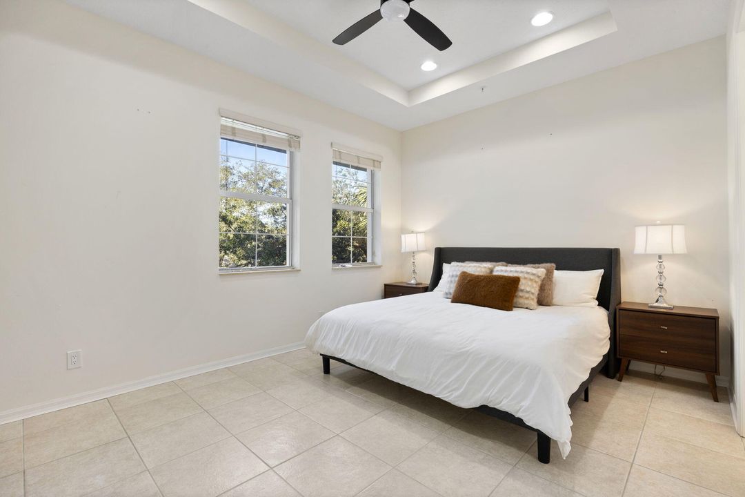 Active With Contract: $3,900 (3 beds, 2 baths, 1314 Square Feet)