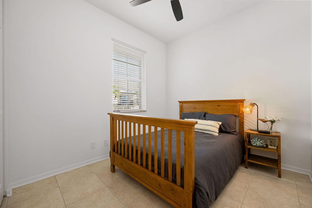 Active With Contract: $3,900 (3 beds, 2 baths, 1314 Square Feet)