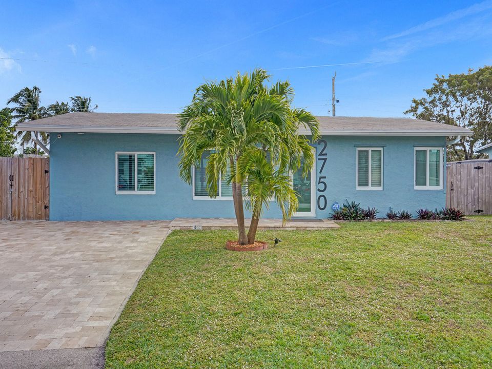 Active With Contract: $3,350 (3 beds, 1 baths, 1138 Square Feet)