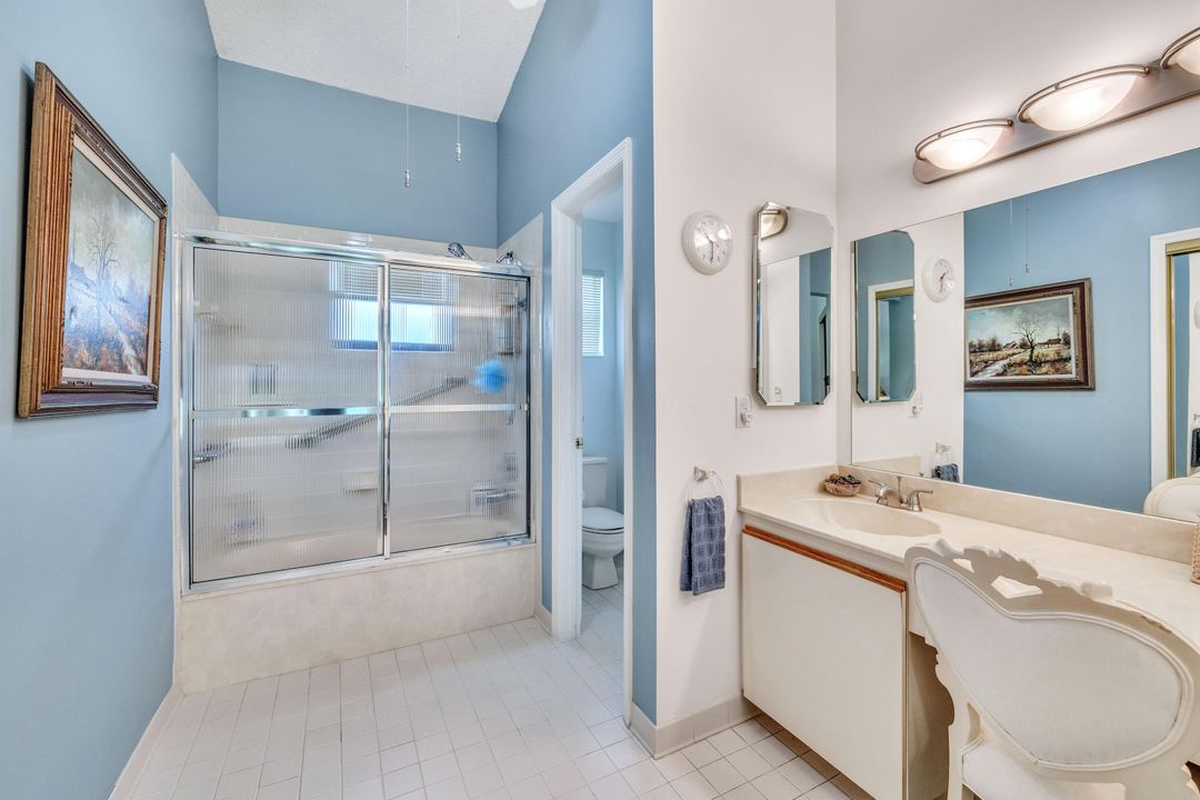 Active With Contract: $2,500 (2 beds, 2 baths, 1264 Square Feet)