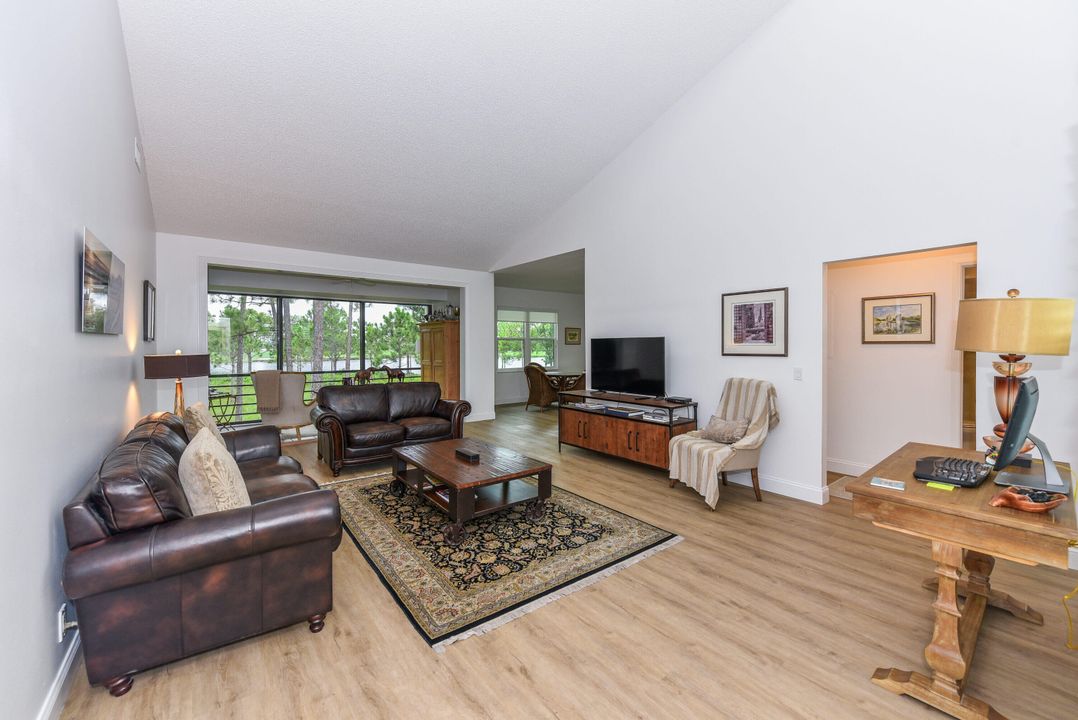 For Sale: $150,000 (2 beds, 2 baths, 1498 Square Feet)