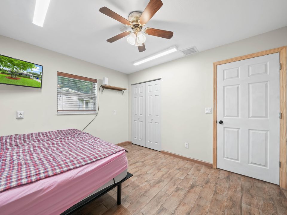 For Sale: $309,000 (3 beds, 2 baths, 1448 Square Feet)