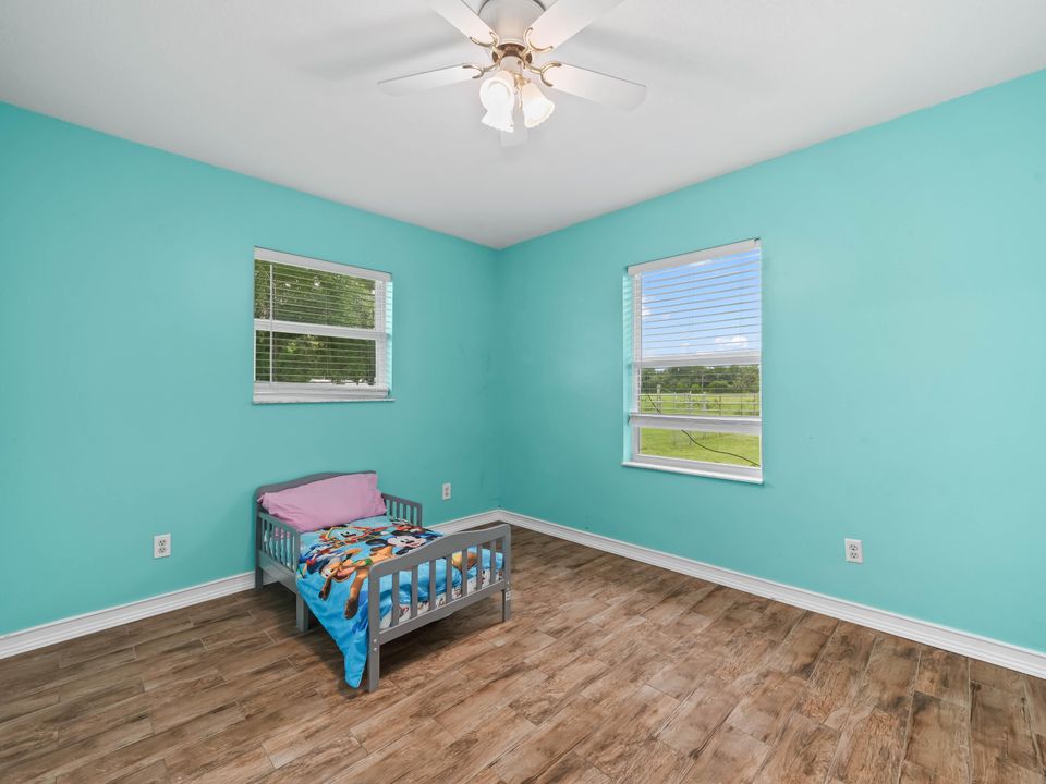 For Sale: $309,000 (3 beds, 2 baths, 1448 Square Feet)