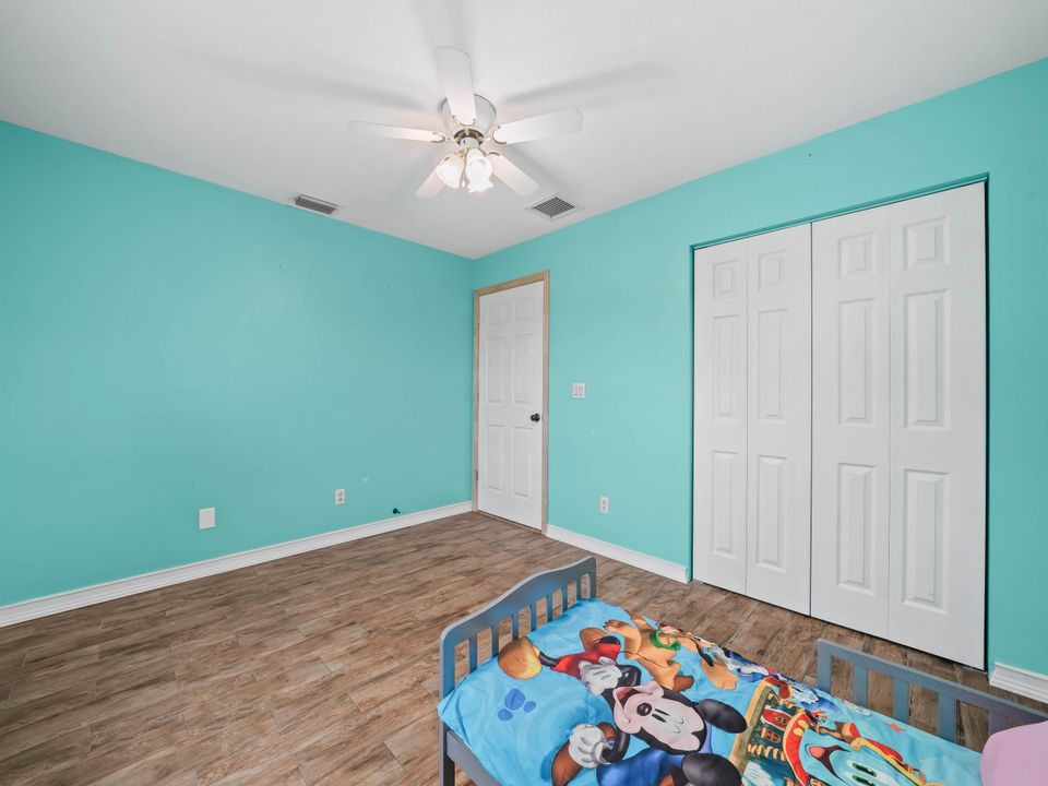 For Sale: $309,000 (3 beds, 2 baths, 1448 Square Feet)