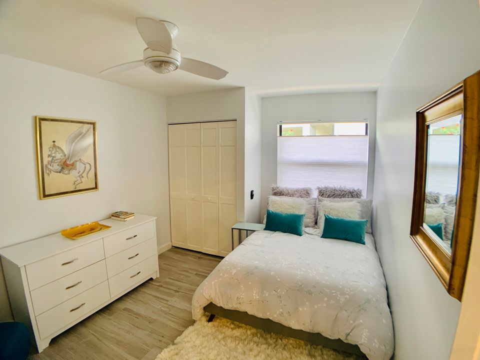 Active With Contract: $7,000 (3 beds, 2 baths, 1406 Square Feet)