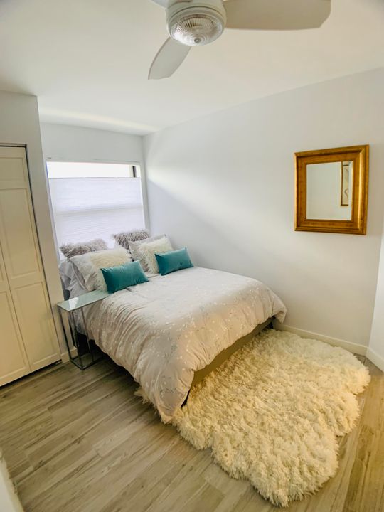 Active With Contract: $7,000 (3 beds, 2 baths, 1406 Square Feet)