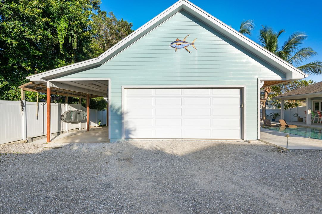 For Sale: $1,750,000 (3 beds, 3 baths, 1868 Square Feet)