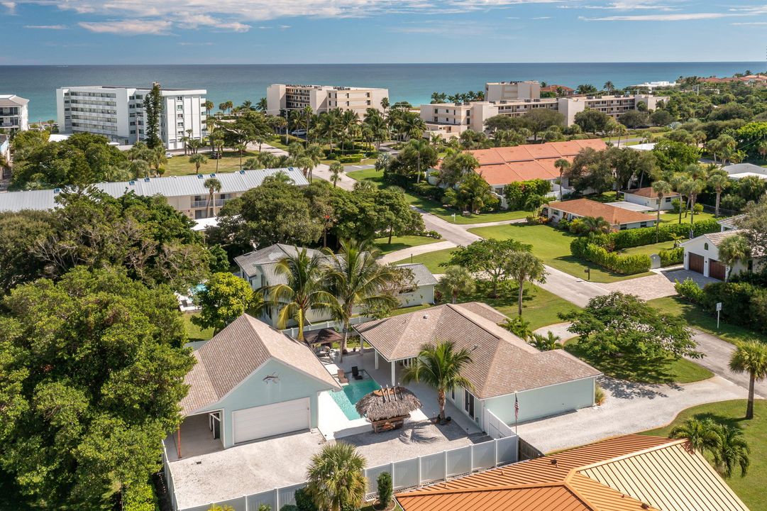 For Sale: $1,750,000 (3 beds, 3 baths, 1868 Square Feet)