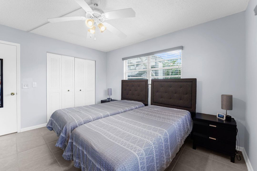 Active With Contract: $142,500 (2 beds, 1 baths, 840 Square Feet)