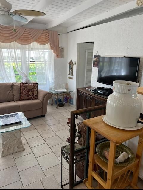 En Venta: $168,888 (2 camas, 1 baños, 524 Pies cuadrados)