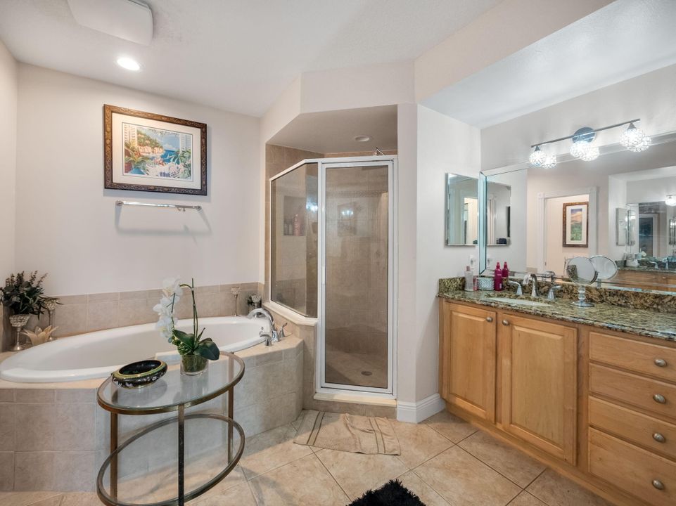 Active With Contract: $409,000 (3 beds, 2 baths, 1414 Square Feet)