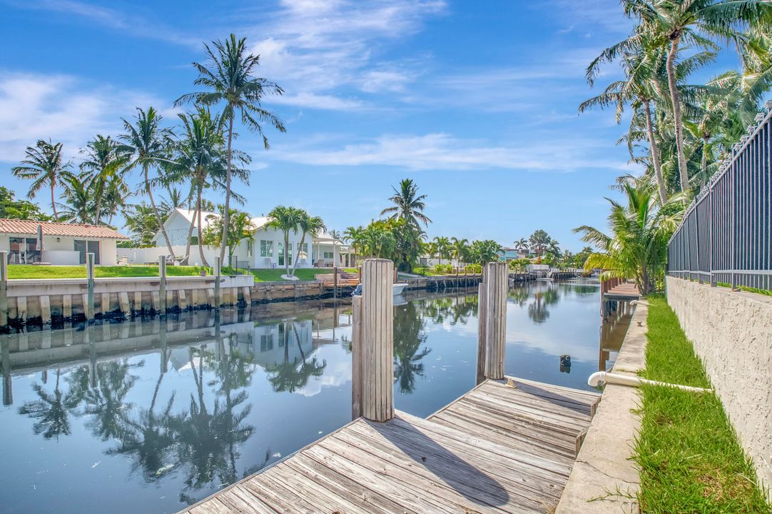 Active With Contract: $1,250,000 (3 beds, 2 baths, 1464 Square Feet)