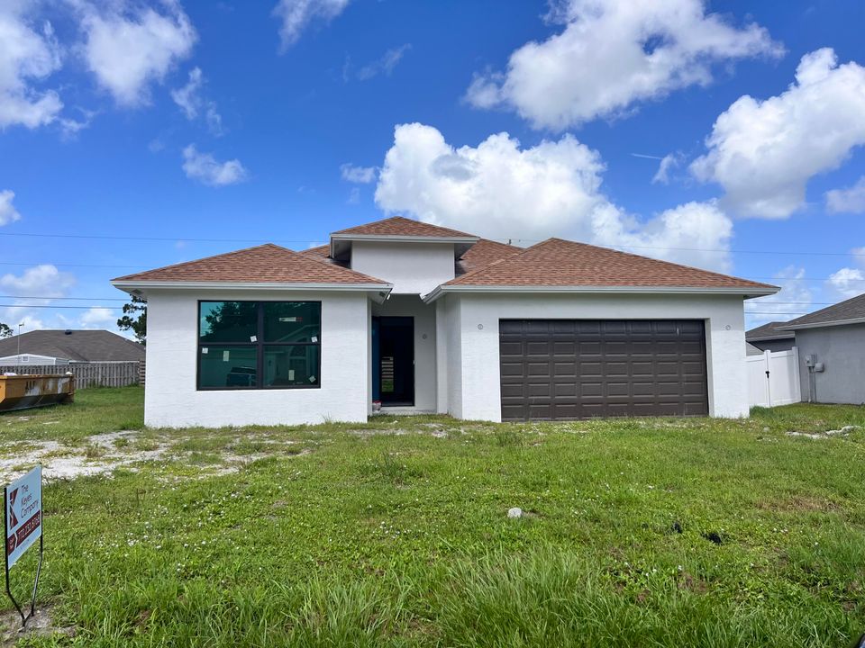 For Sale: $729,000 (3 beds, 2 baths, 2406 Square Feet)