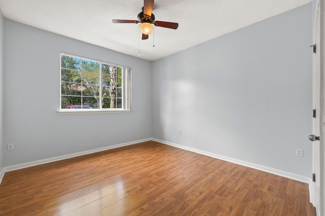 Active With Contract: $2,300 (2 beds, 2 baths, 1258 Square Feet)