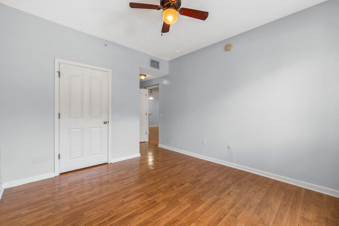 Active With Contract: $2,300 (2 beds, 2 baths, 1258 Square Feet)