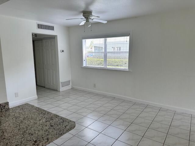 Active With Contract: $99,800 (1 beds, 1 baths, 726 Square Feet)