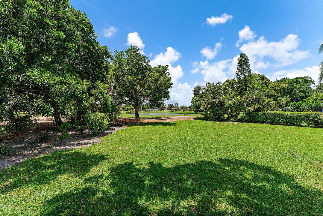 Active With Contract: $1,950,000 (4 beds, 2 baths, 2791 Square Feet)