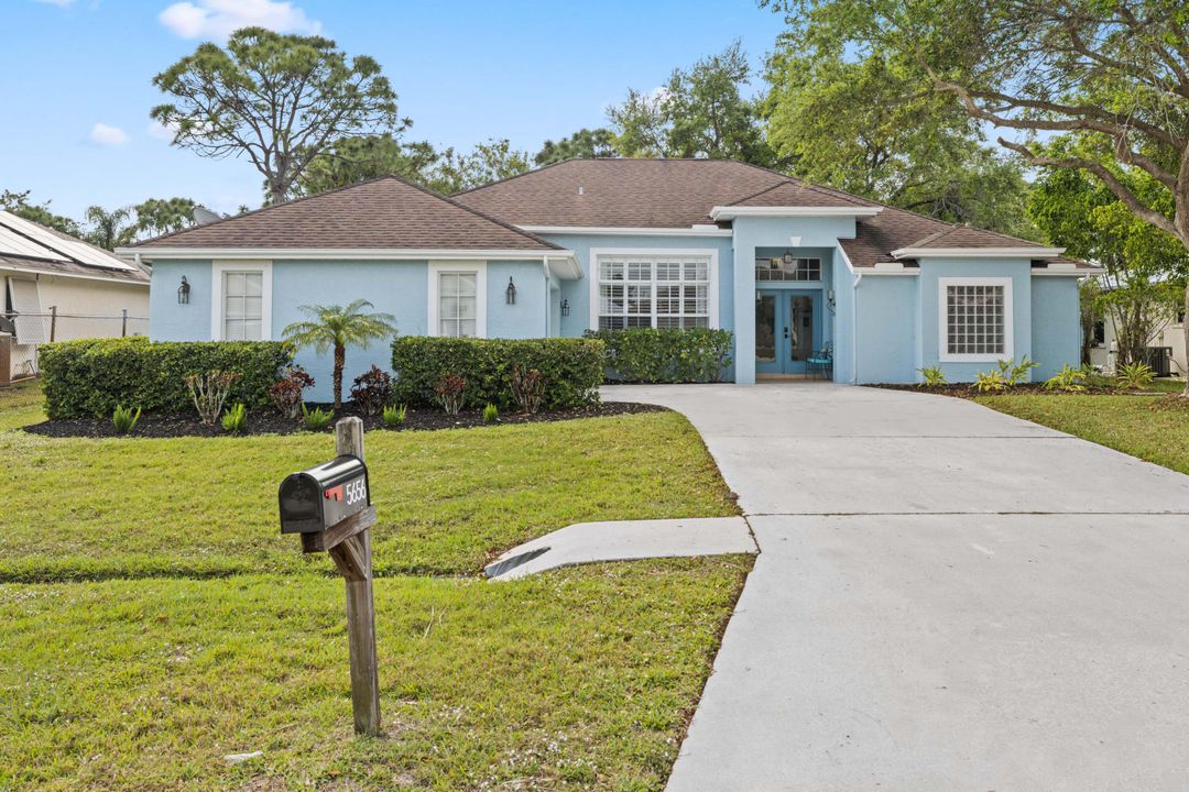 Active With Contract: $449,900 (3 beds, 2 baths, 2338 Square Feet)