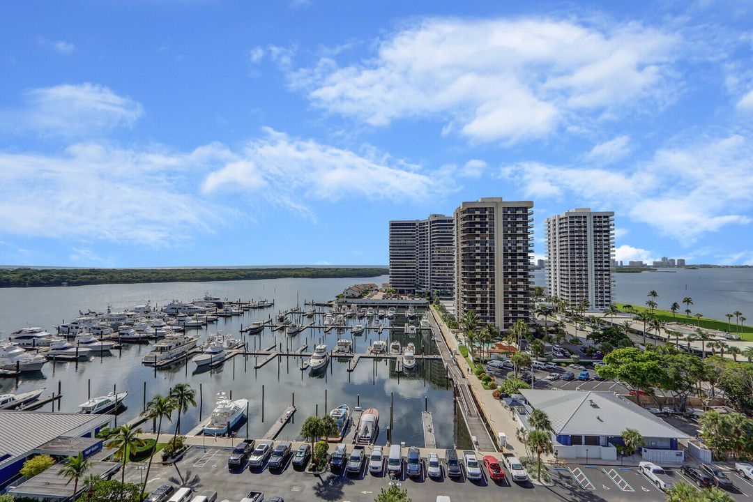 For Sale: $795,000 (3 beds, 2 baths, 1846 Square Feet)