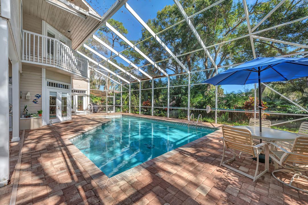 На продажу: $1,100,000 (4 спален, 4 ванн, 3826 Квадратных фут)