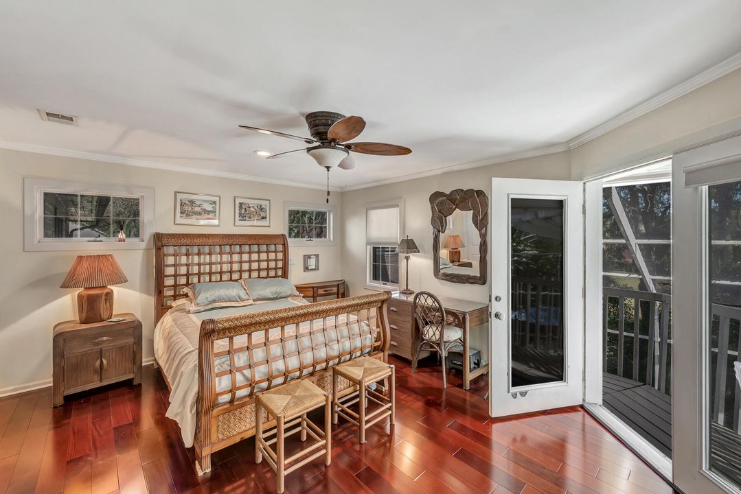 На продажу: $1,100,000 (4 спален, 4 ванн, 3826 Квадратных фут)