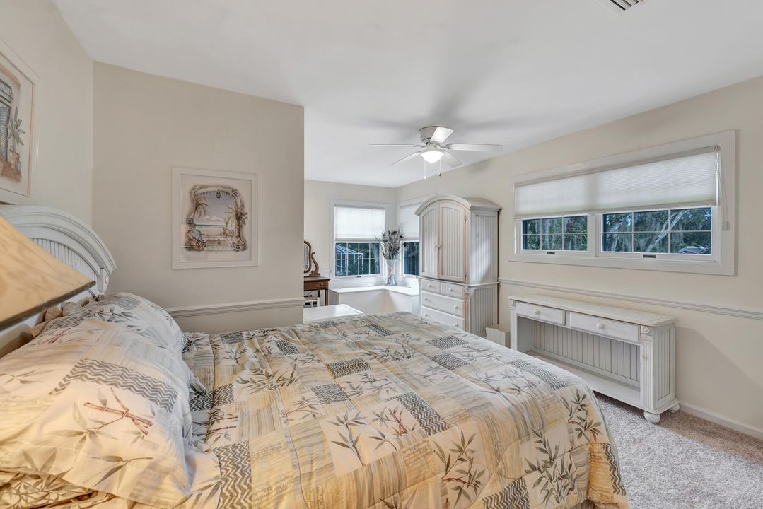 На продажу: $1,100,000 (4 спален, 4 ванн, 3826 Квадратных фут)