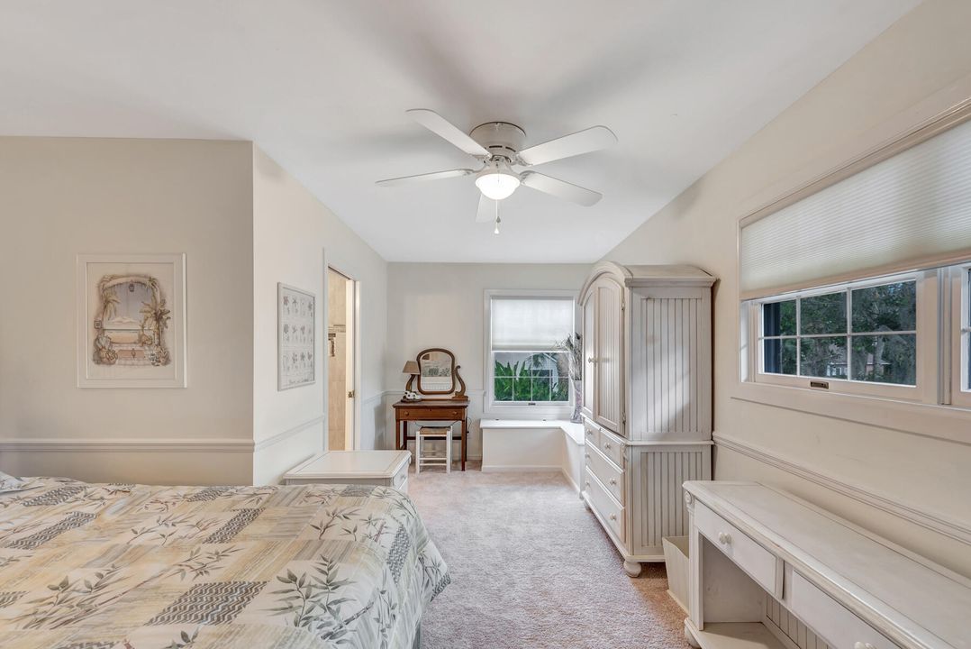 На продажу: $1,100,000 (4 спален, 4 ванн, 3826 Квадратных фут)