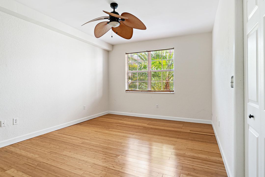 For Sale: $359,700 (3 beds, 2 baths, 1336 Square Feet)