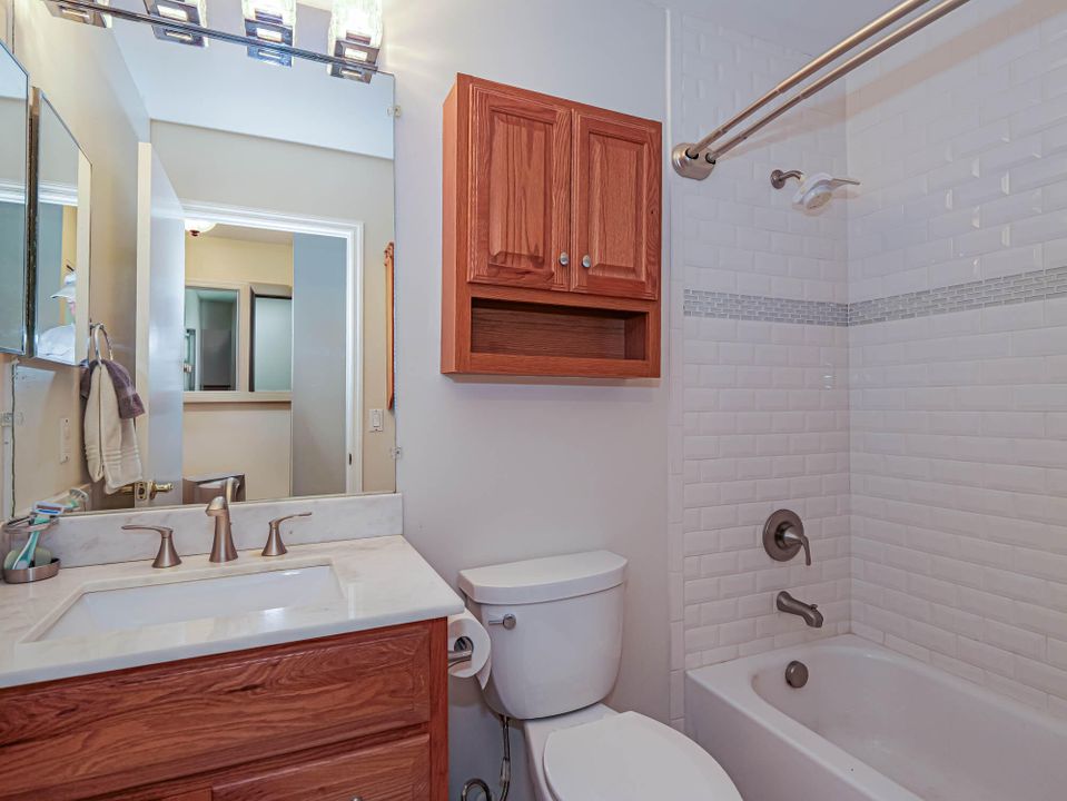 For Sale: $269,000 (3 beds, 2 baths, 1016 Square Feet)