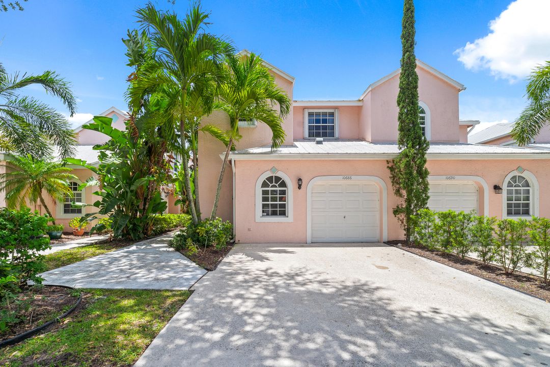 Recently Sold: $499,000 (3 beds, 2 baths, 1558 Square Feet)