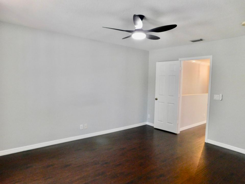 For Rent: $2,800 (2 beds, 2 baths, 1502 Square Feet)