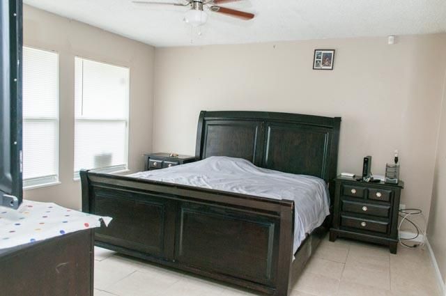 For Sale: $365,000 (3 beds, 2 baths, 1550 Square Feet)