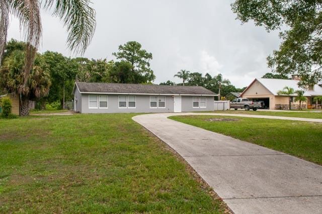 For Sale: $365,000 (3 beds, 2 baths, 1550 Square Feet)